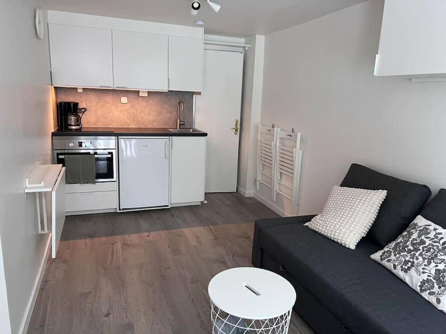 Ferienwohnung Laegenhet Med Egen Ingang. Sundsvall Exterior foto
