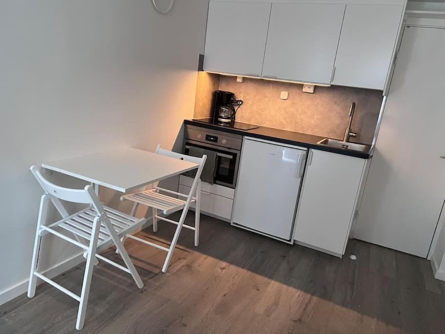Ferienwohnung Laegenhet Med Egen Ingang. Sundsvall Exterior foto